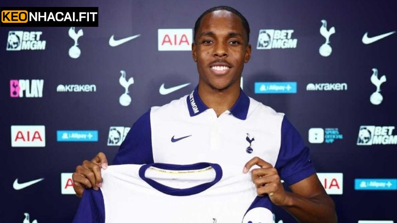 Mathys Tel từ chối gia nhập Tottenham, khẳng định giá trị tại Bayern